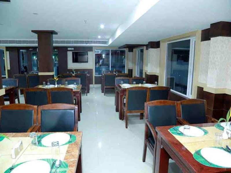 Thachaparambil Residency Hotel Alappuzha Luaran gambar